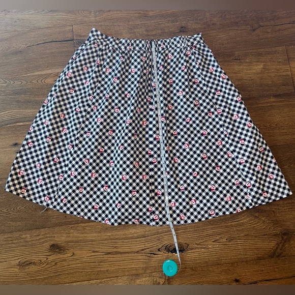 Disney Her Universe Gingham Poison Apple Skirt - Picture 4 of 5